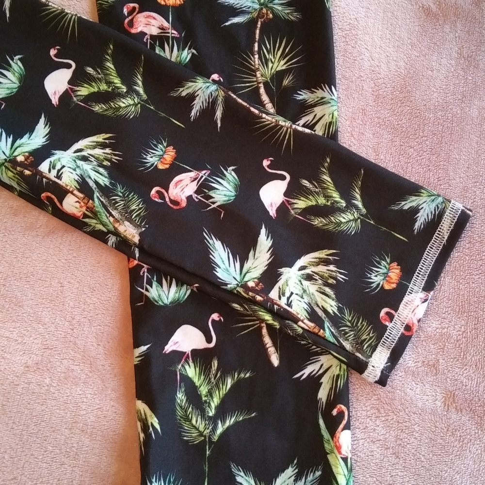 🌴Emily Hsu Large Flamingo Leggings🌴